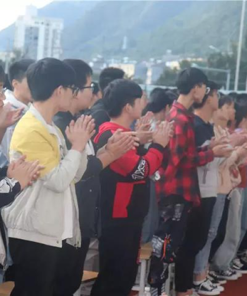励志视频语录学生，激发潜力的声音