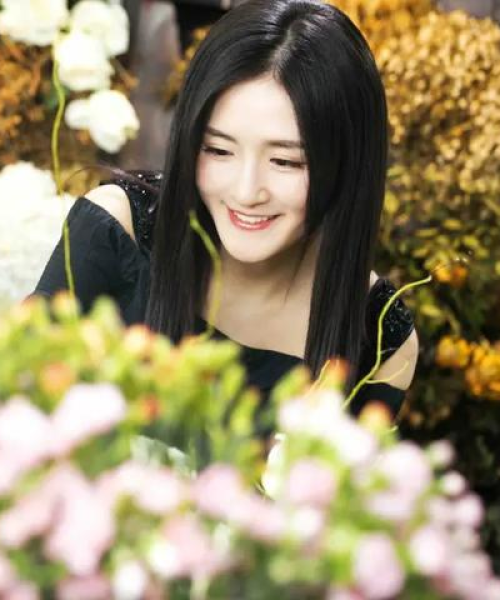 最惨明星排名前十名，揭示明星背后的辛酸历程